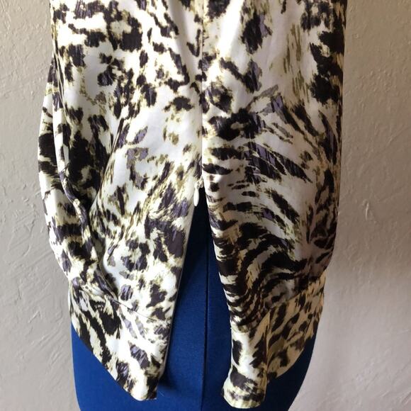 Ann Taylor Faux Wrap Sleeveless Blouse Sz 4P - Picture 6 of 6